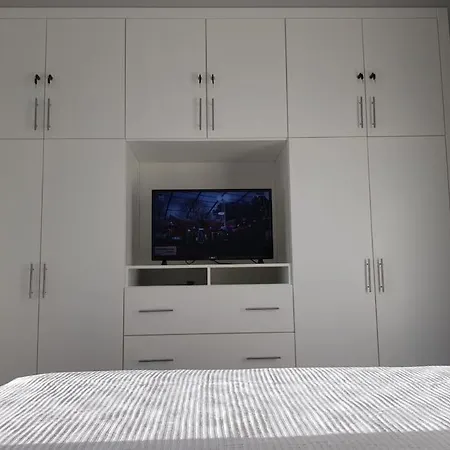 O Pomar - A Quiet Sunny Place With Amazing Sea Views فيلة بول دو مار