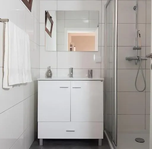 O Pomar - A Quiet Sunny Place With Amazing Sea Views * Paul do Mar (Madeira)