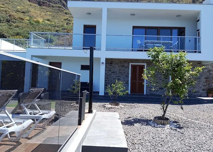 O Pomar - A Quiet Sunny Place With Amazing Sea Views Willa *